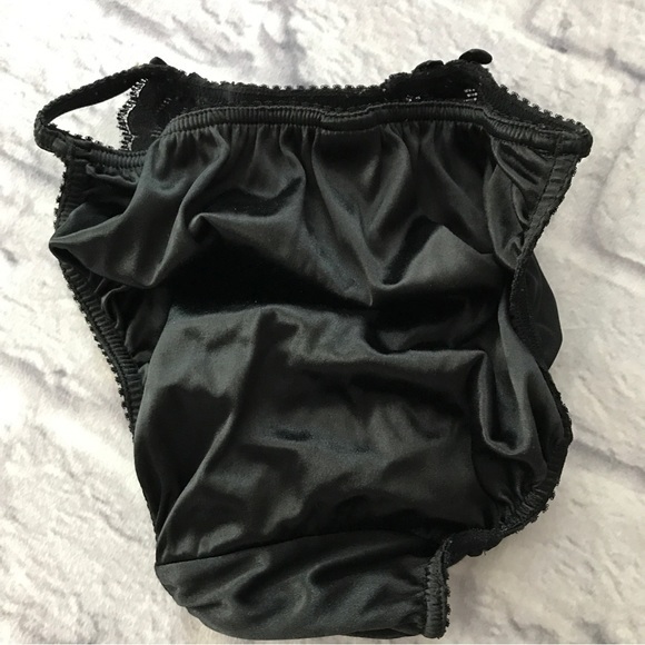 Vintage 90’s Victoria’s Secret Sequin and Beaded Satin Black String Bikini - Picture 7 of 10